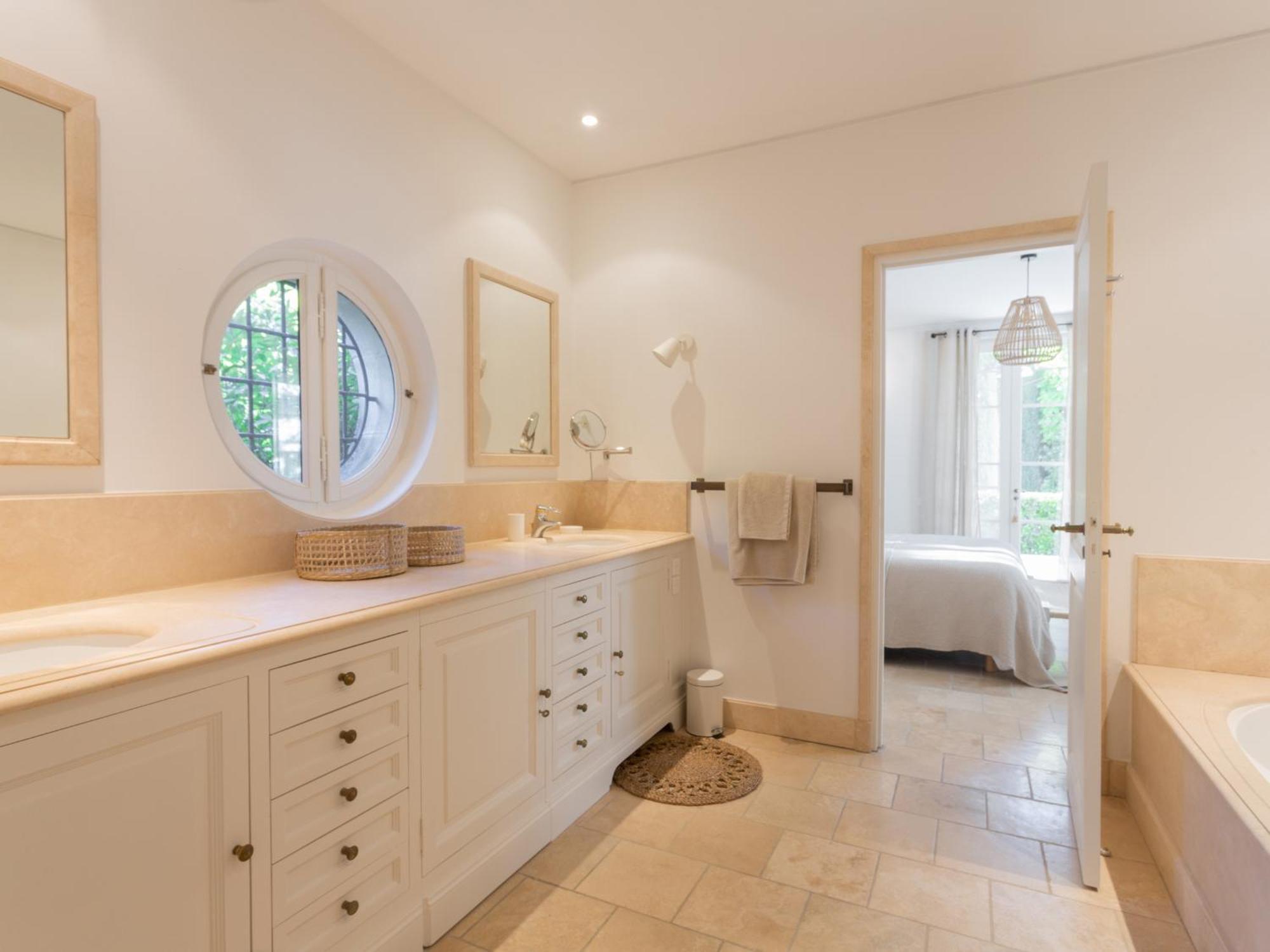 Superbe Maison Climatisee Avec Piscine Au Coeur De Maussane - Proche Commerces Et Activites! - Fr-1-599-83 Dış mekan fotoğraf